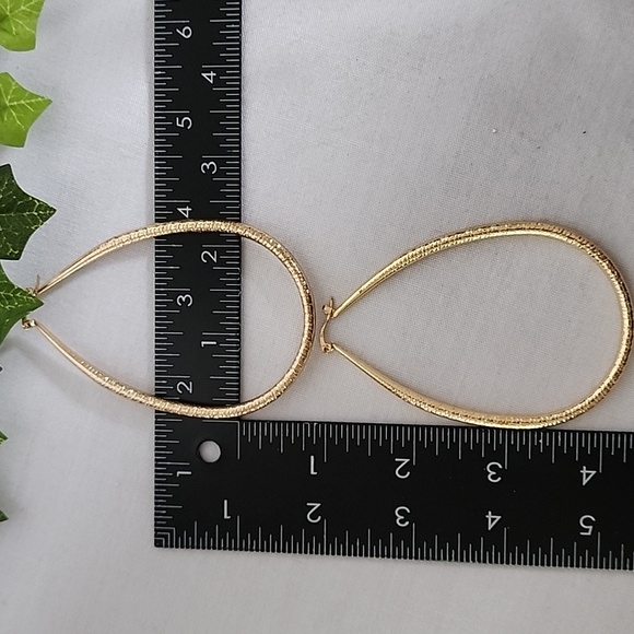 Large Gold Teardrop Hoop Earrings - Picture 7 of 8